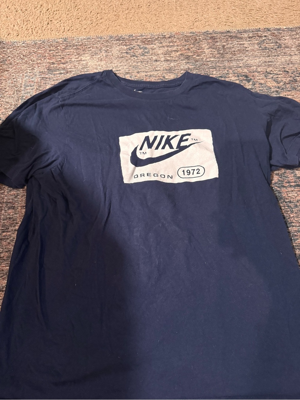 Nike Navy Short Sleeve Logo Tee with White Graphic XL Mens